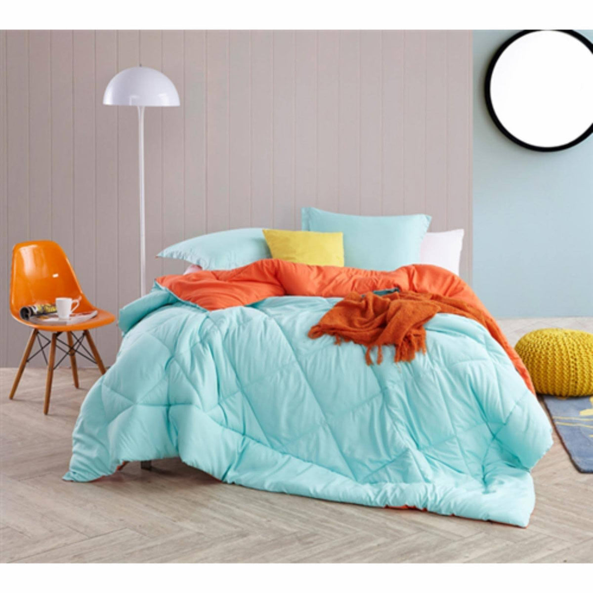 Queen Comforter H830