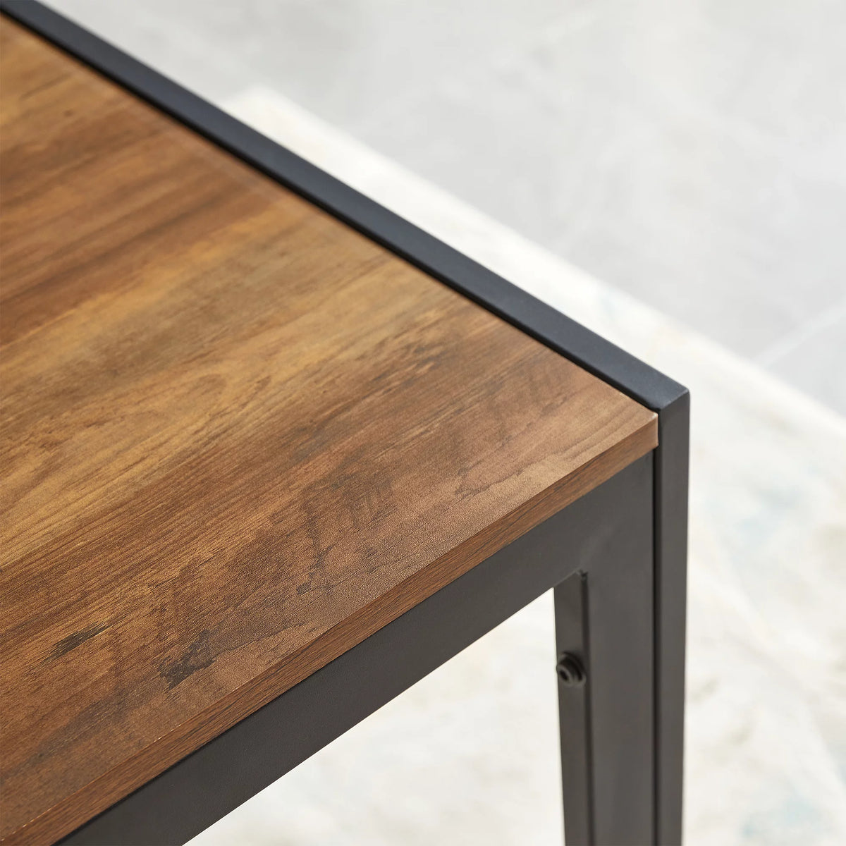 47 Inch Black Metal Dining Table V10318