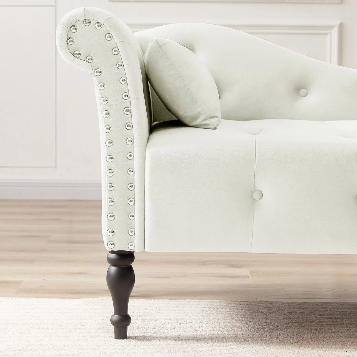 Velvet Tufted Chaise Lounge with Pillow U160942