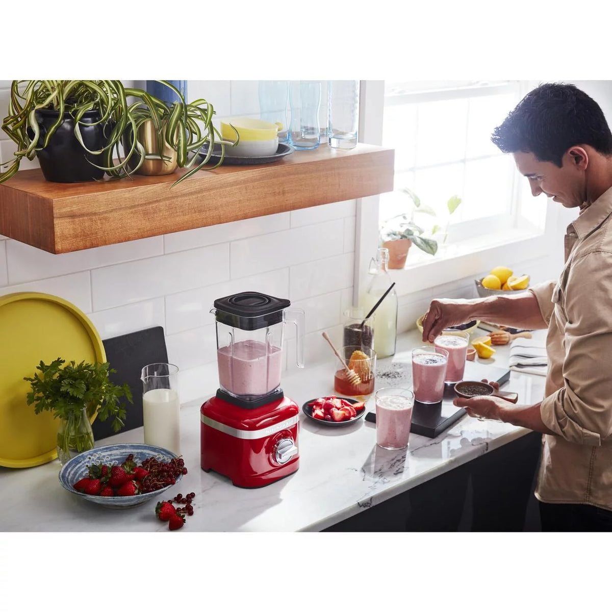 Passion Red 3 Speed Ice Crushing Blender with 2 Personal Blender Jars V870079