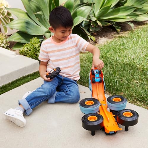 Remote-Control Transforming Monster Trucks RC Toy Z7859