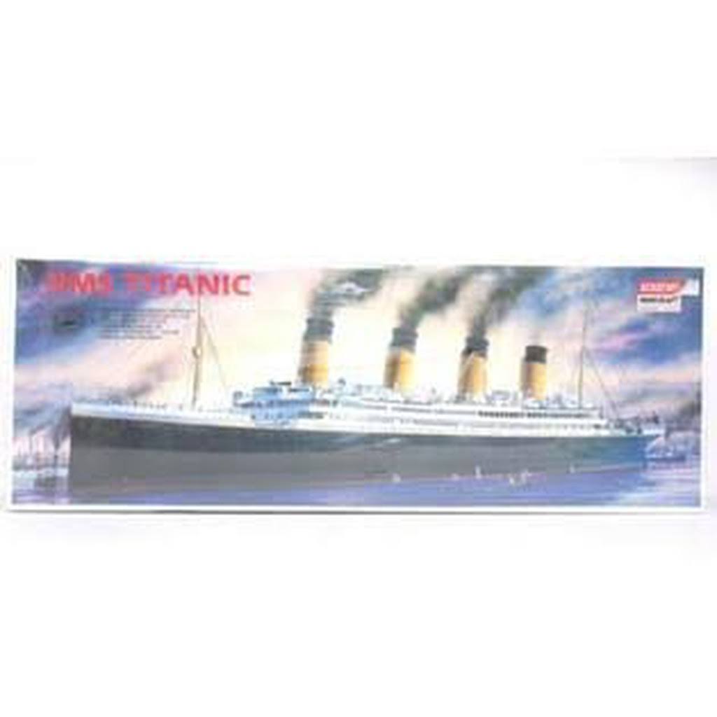 1/350th RMS Titanic Ship Model Kit with Display Stand H406