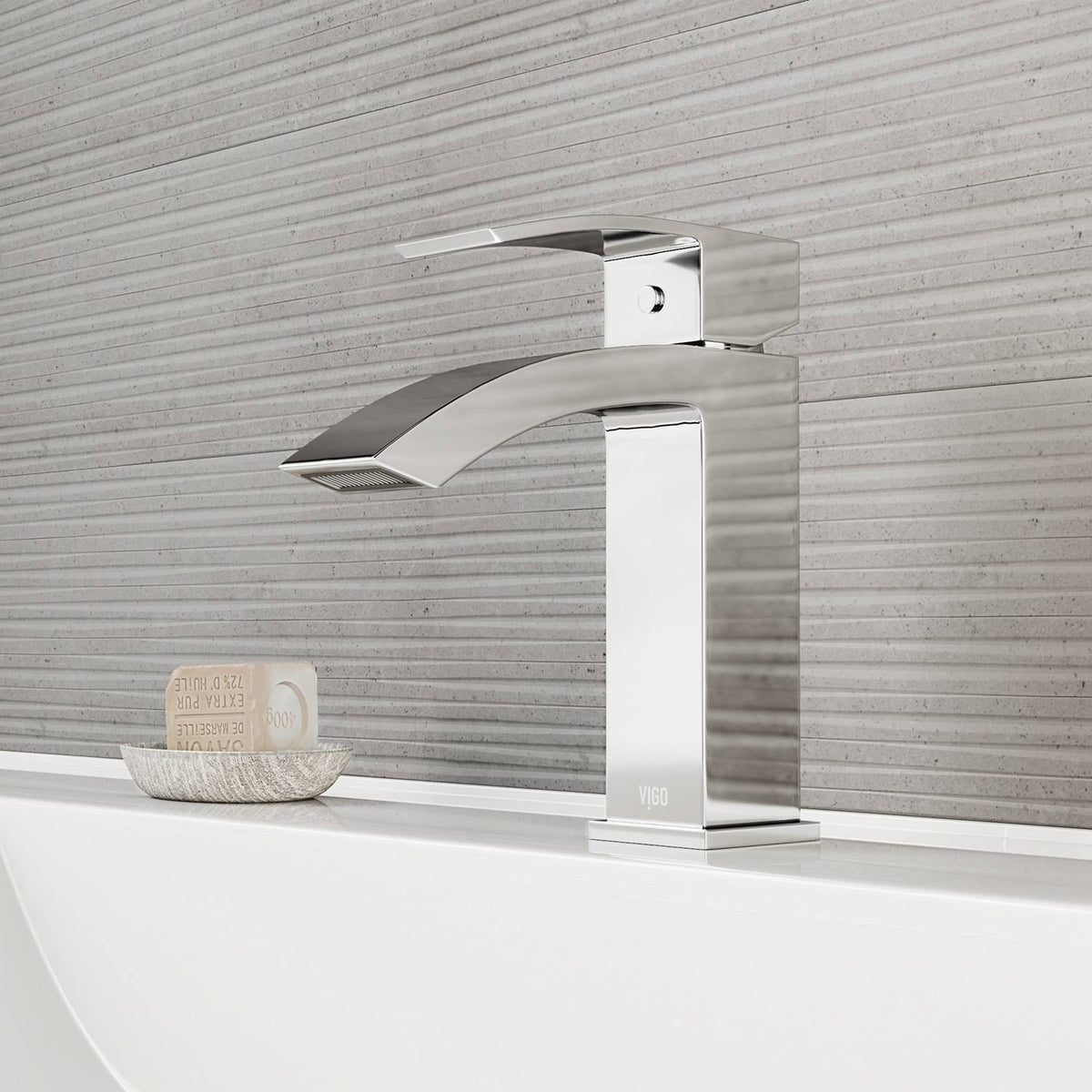 Matte Gold Single Hole Bathroom Faucet N42106