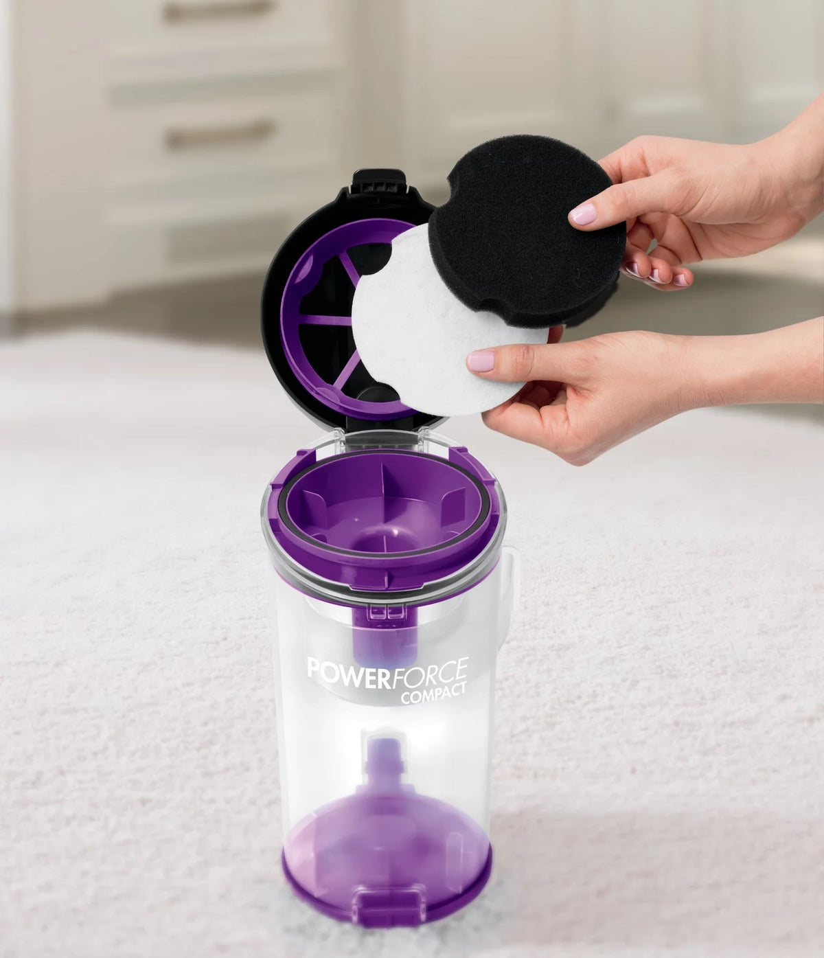 Compact Bagless Vacuum H5414